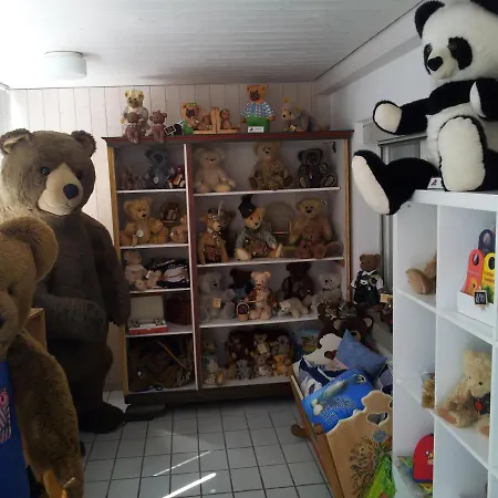 Teddybaerenhotel Szálloda Kressbronn am Bodensee