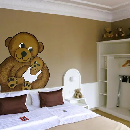 Teddybaerenhotel Szálloda Kressbronn am Bodensee